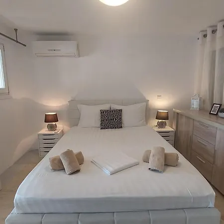 Lucia Area * 卡拉法蒂斯