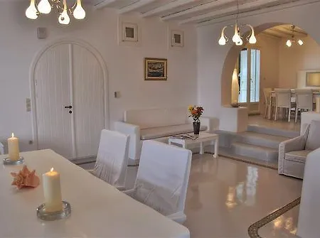 Villa Lucia Area